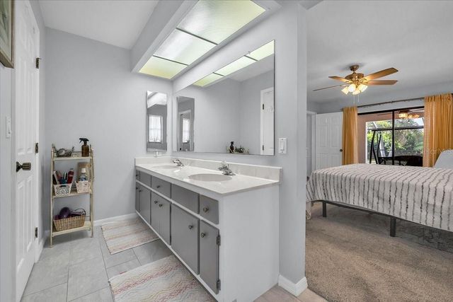 1903 SE 29TH LANE, Cape Coral, FL 33904