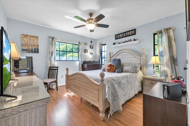 1903 SE 29TH LANE, Cape Coral, FL 33904