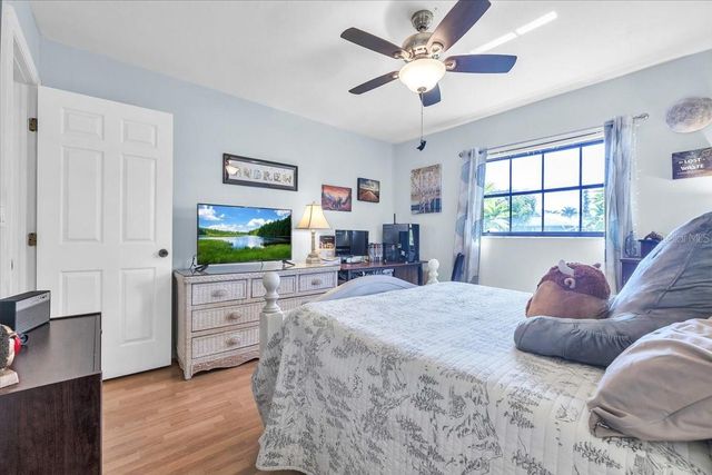 1903 SE 29TH LANE, Cape Coral, FL 33904