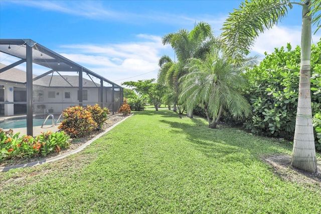 1903 SE 29TH LANE, Cape Coral, FL 33904