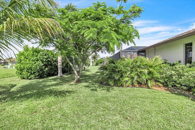 1903 SE 29TH LANE, Cape Coral, FL 33904