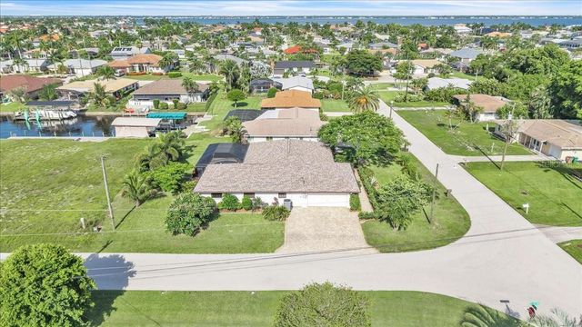 1903 SE 29TH LANE, Cape Coral, FL 33904