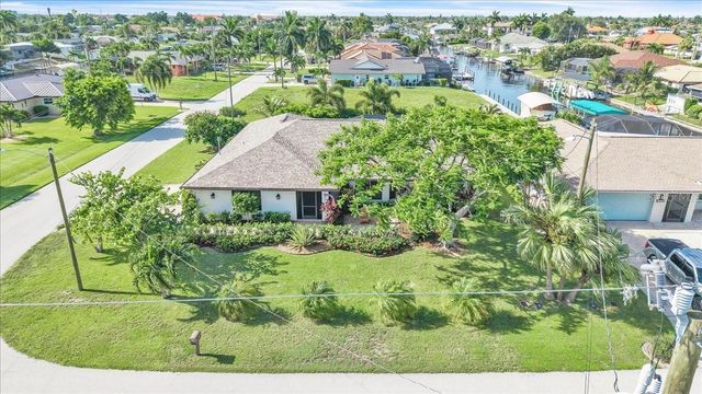 1903 SE 29TH LANE, Cape Coral, FL 33904