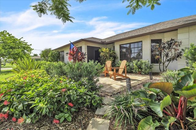 1903 SE 29TH LANE, Cape Coral, FL 33904