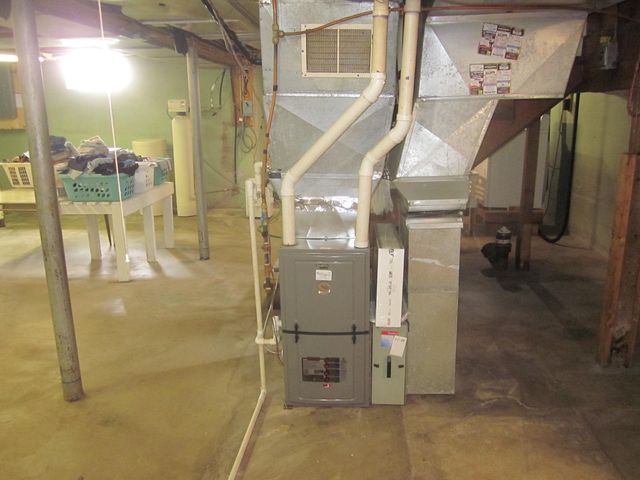 18685 State Hwy 79, Elbow Lake, MN 56531