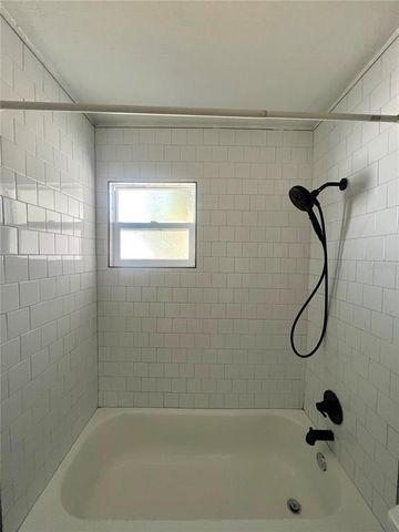 2819 25TH AVENUE N, St Petersburg, FL 33713