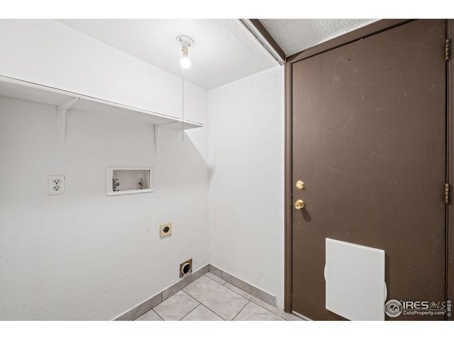 990 W 133rd Cir B, Denver, CO 80234