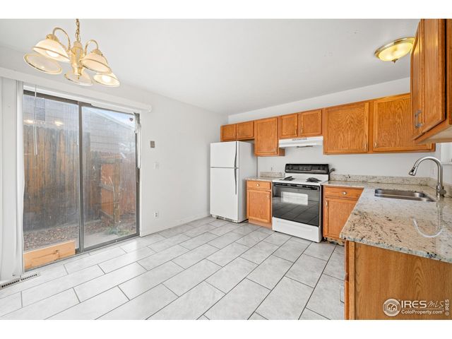 990 W 133rd Cir B, Denver, CO 80234