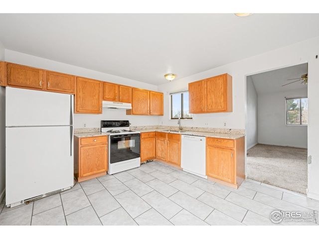 990 W 133rd Cir B, Denver, CO 80234
