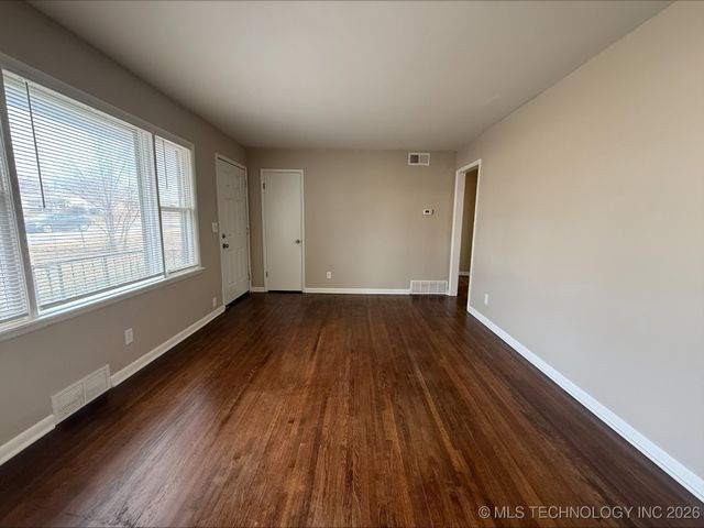 1908 W 47th Place, Tulsa, OK 74107