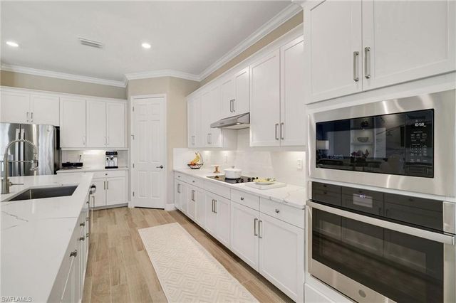 28003 Wicklow CT, Bonita Springs, FL 34135