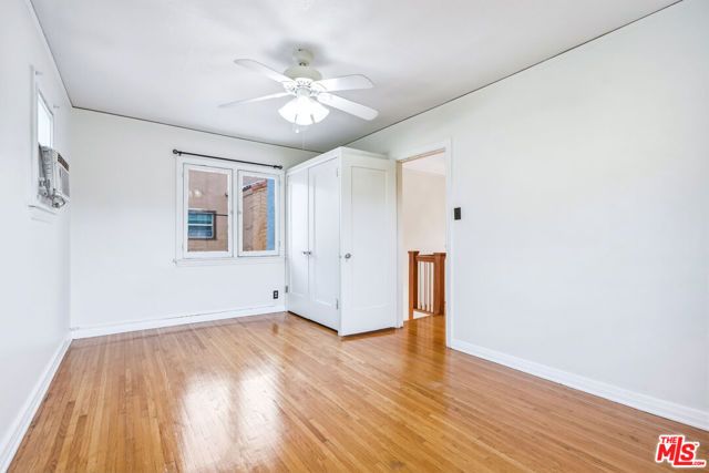 1284 S Cloverdale Avenue, Los Angeles, CA 90019