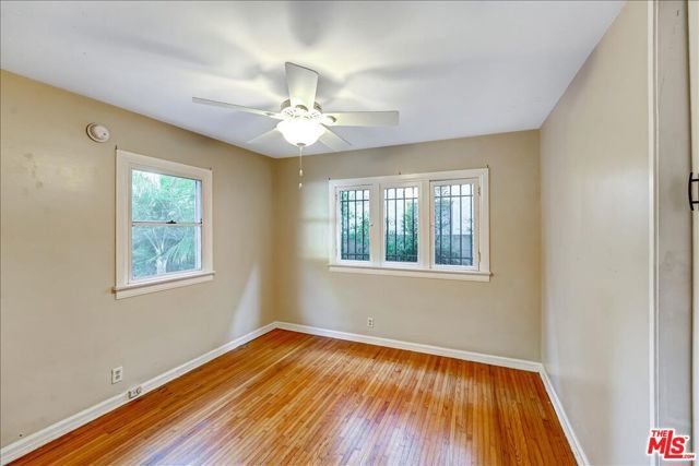 1284 S Cloverdale Avenue, Los Angeles, CA 90019
