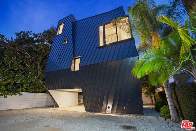 1284 S Cloverdale Avenue, Los Angeles, CA 90019