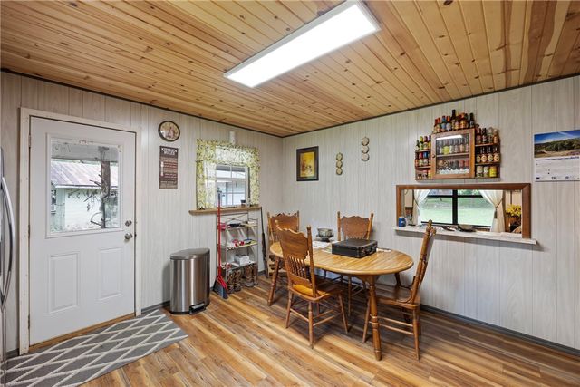 1440 N Shore Road, Atkins, AR 72823