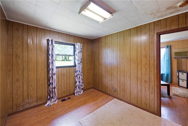 1440 N Shore Road, Atkins, AR 72823