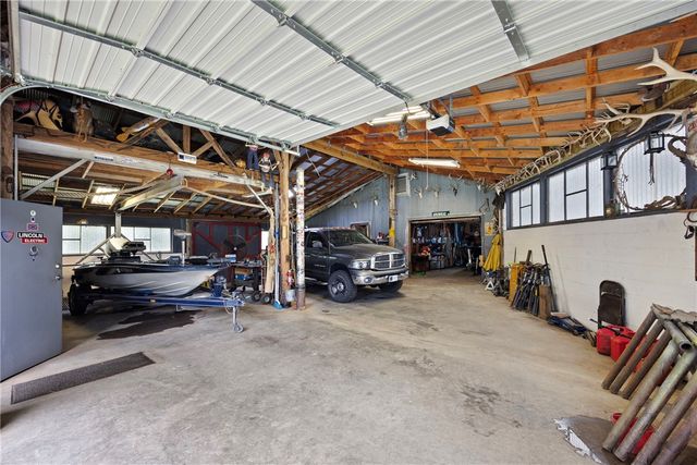 1440 N Shore Road, Atkins, AR 72823