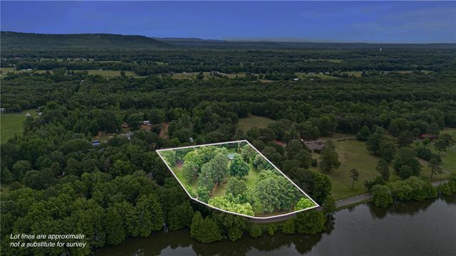 1440 N Shore Road, Atkins, AR 72823