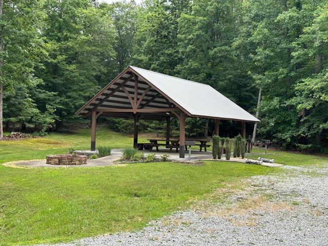 2186 Boat Hook Lane, Sale Creek, TN 37373