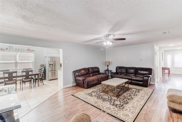 4842 Stallcup Drive, Mesquite, TX 75150