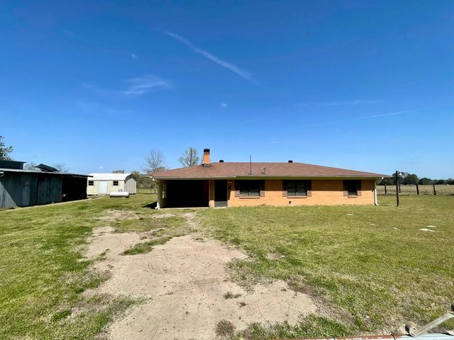 1608 E FM 124, Beckville, TX 75631