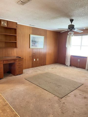 1608 E FM 124, Beckville, TX 75631