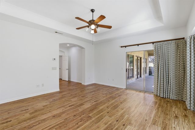 8925 Crestview Drive, Denton, TX 76207