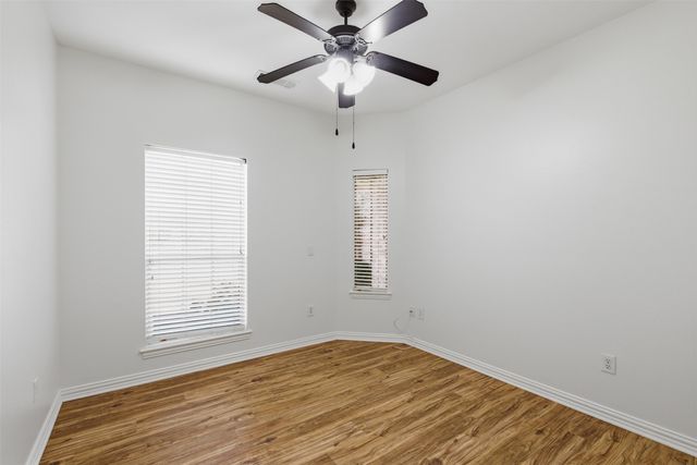 8925 Crestview Drive, Denton, TX 76207