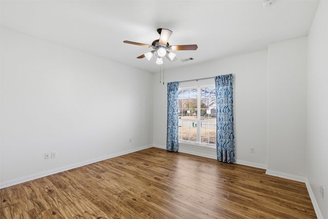 8925 Crestview Drive, Denton, TX 76207