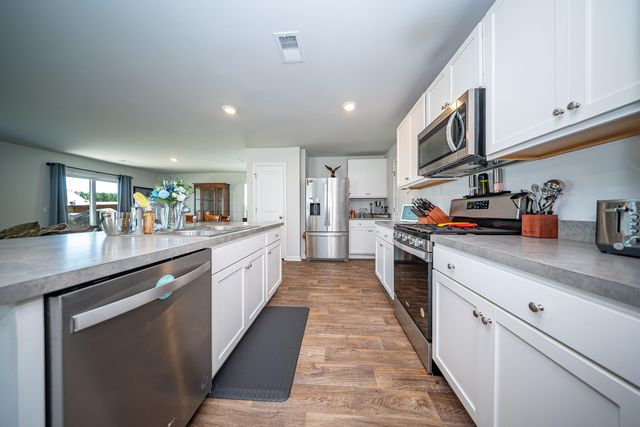 212 Coral Sunset Way, Summerville, SC 29486