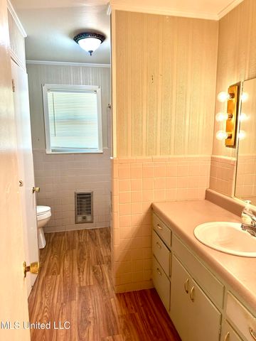 176 Revell Road, Grenada, MS 38901