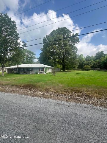 176 Revell Road, Grenada, MS 38901