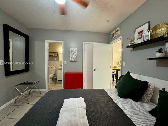 1130 NE 81st St 3, Miami, FL 33138