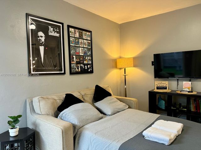 1130 NE 81st St 3, Miami, FL 33138