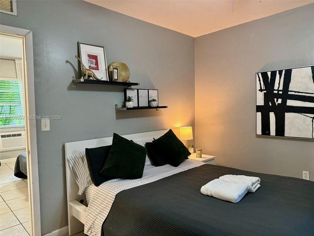 1130 NE 81st St 3, Miami, FL 33138