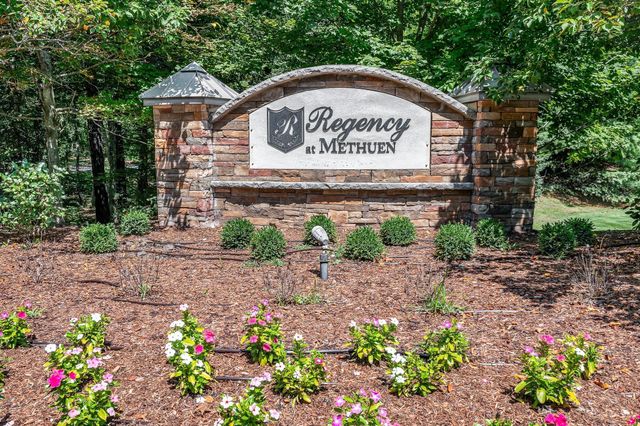 106 Sherwood Dr, Methuen, MA 01844