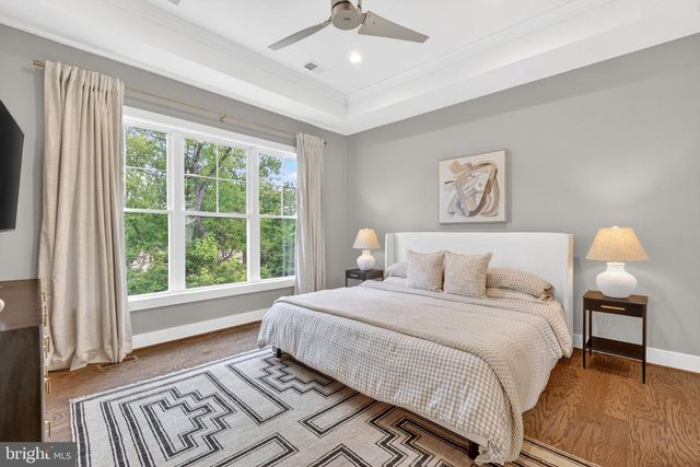 6804 FARRAGUT AVE, Falls Church, VA 22042