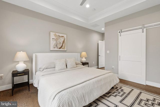 6804 FARRAGUT AVE, Falls Church, VA 22042