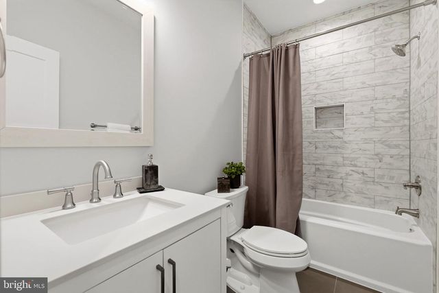 6804 FARRAGUT AVE, Falls Church, VA 22042