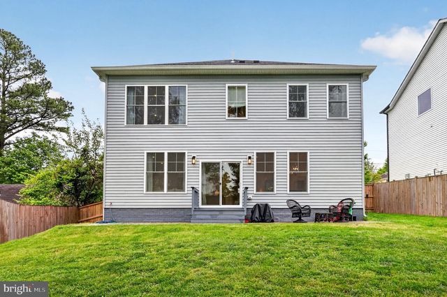 6804 FARRAGUT AVE, Falls Church, VA 22042