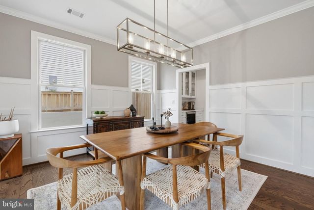 6804 FARRAGUT AVE, Falls Church, VA 22042