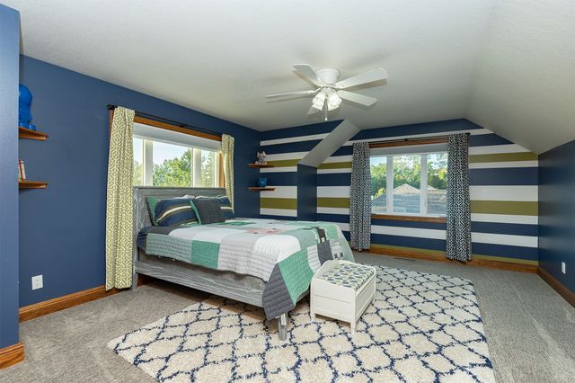 2125 W 15th Street S, Newton, IA 50208