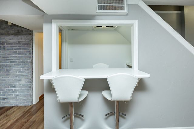 2125 W 15th Street S, Newton, IA 50208