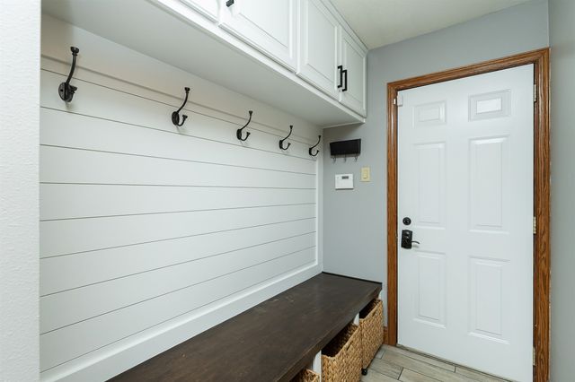 2125 W 15th Street S, Newton, IA 50208