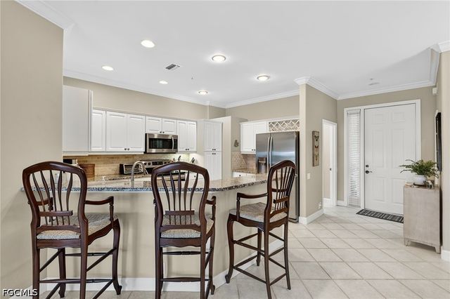 9121 Southmont CV 102, Fort Myers, FL 33908
