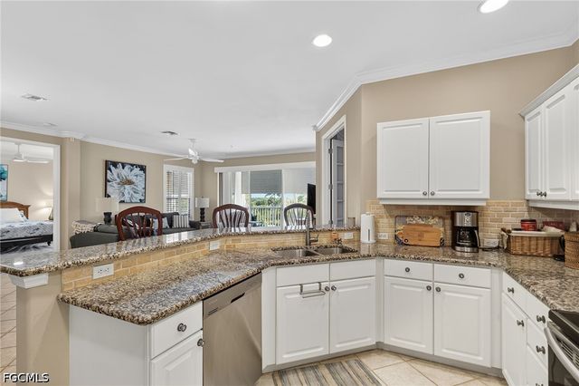 9121 Southmont CV 102, Fort Myers, FL 33908