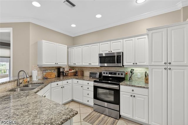9121 Southmont CV 102, Fort Myers, FL 33908