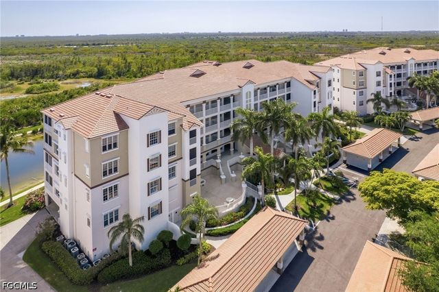 9121 Southmont CV 102, Fort Myers, FL 33908