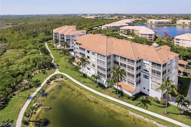 9121 Southmont CV 102, Fort Myers, FL 33908