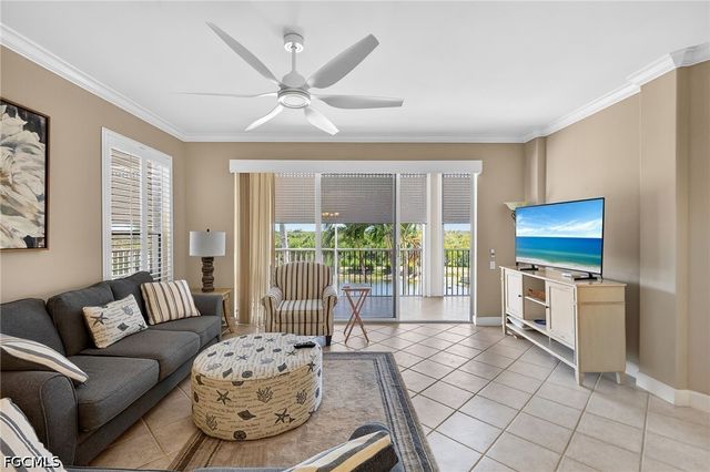 9121 Southmont CV 102, Fort Myers, FL 33908